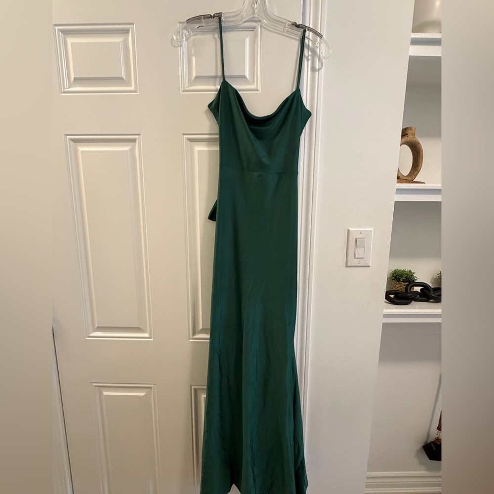Elegant Green Maxi Dress